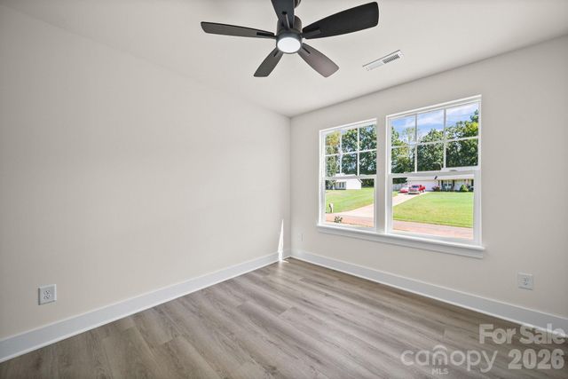 1074 Lyndsey Brook Court, Lincolnton, NC 28092