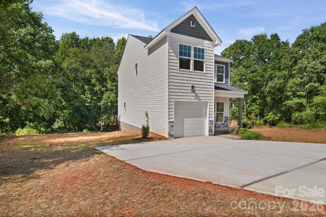 1074 Lyndsey Brook Court, Lincolnton, NC 28092