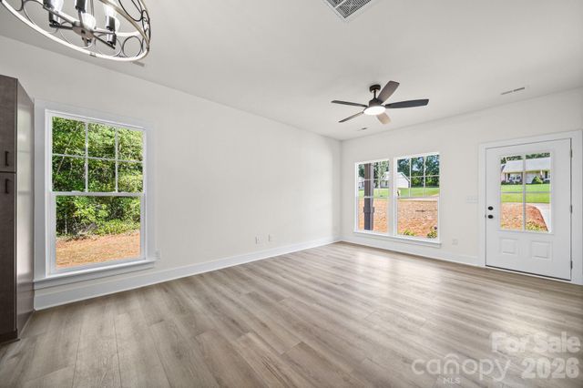 1074 Lyndsey Brook Court, Lincolnton, NC 28092