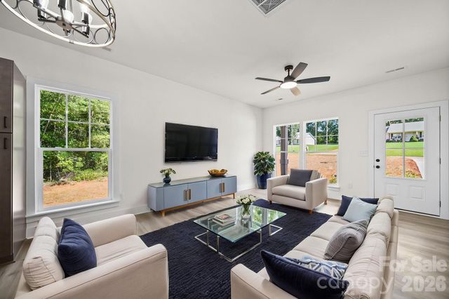 1074 Lyndsey Brook Court, Lincolnton, NC 28092