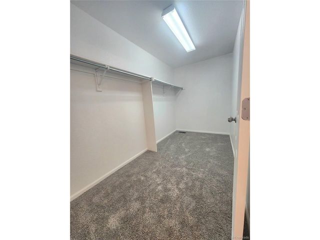 19913 E 59th Ave, Aurora, CO 80019