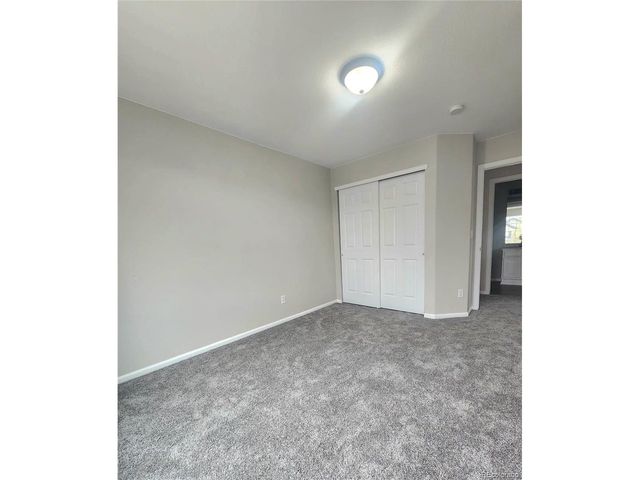 19913 E 59th Ave, Aurora, CO 80019