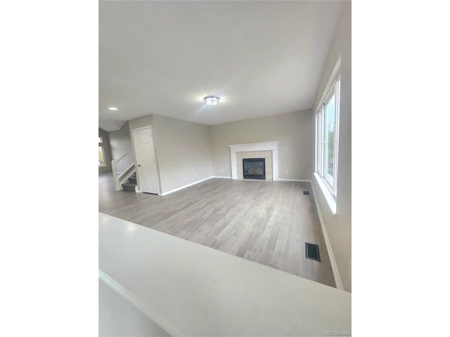 19913 E 59th Ave, Aurora, CO 80019