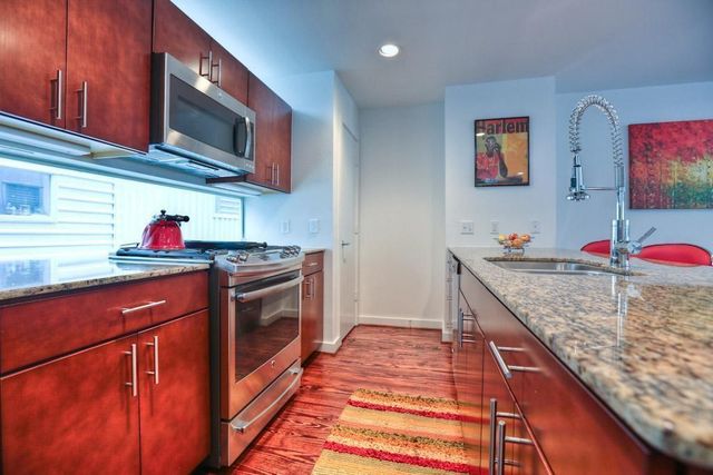 317 Sydnor Street, Houston, TX 77020