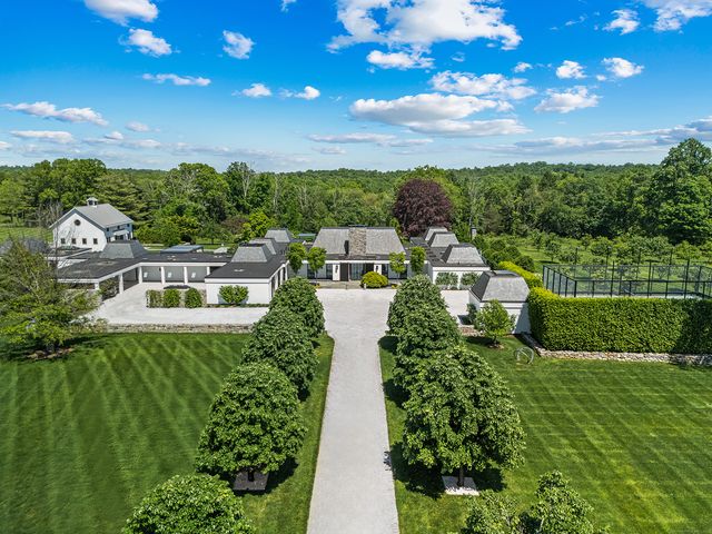 4800 Congress Street, Fairfield, CT 06824