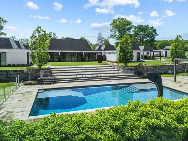 4800 Congress Street, Fairfield, CT 06824