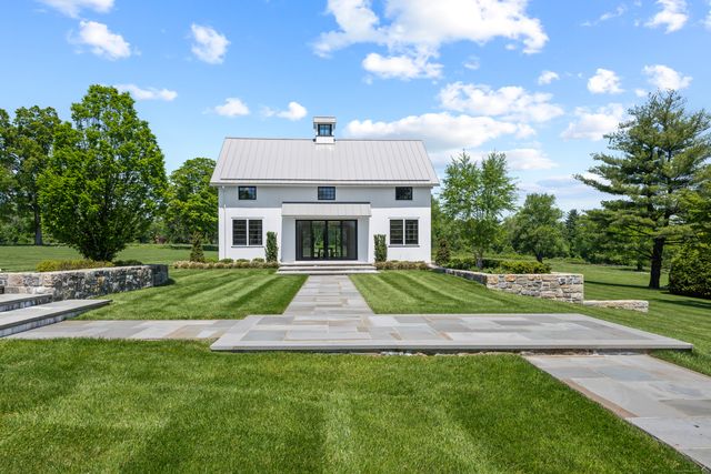 4800 Congress Street, Fairfield, CT 06824