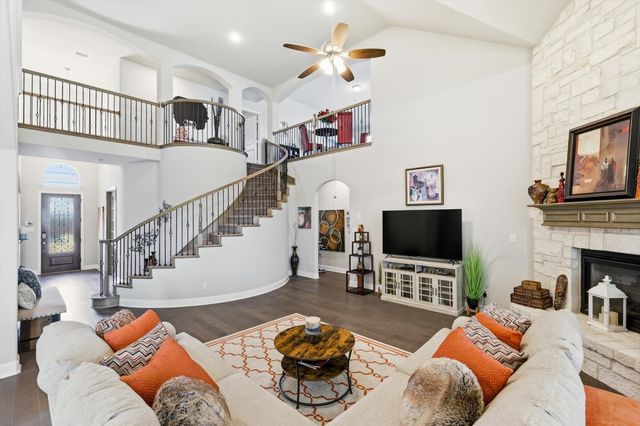 3012 Chesterfield Lane, Mansfield, TX 76084