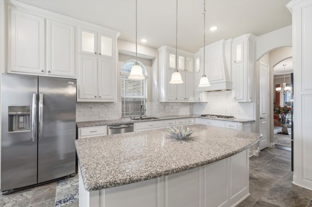 3012 Chesterfield Lane, Mansfield, TX 76084