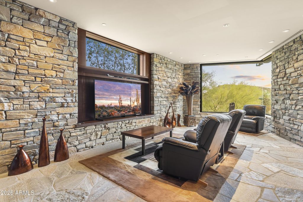 Image 31 of property listing at 40803 N BRANGUS Road, Scottsdale, AZ 85262