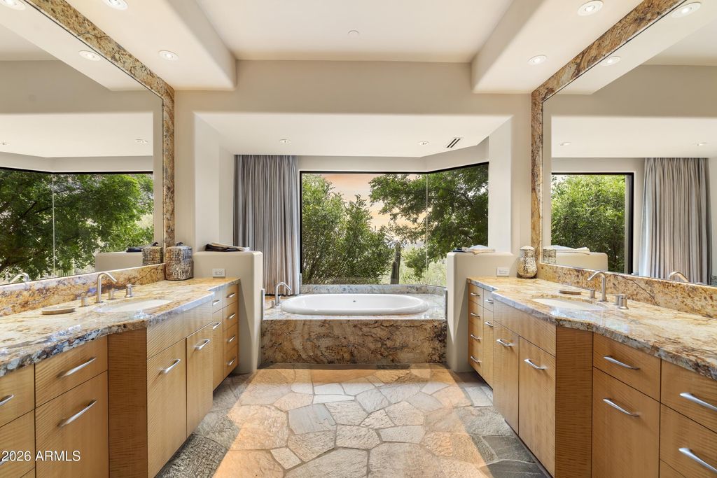 Image 39 of property listing at 40803 N BRANGUS Road, Scottsdale, AZ 85262
