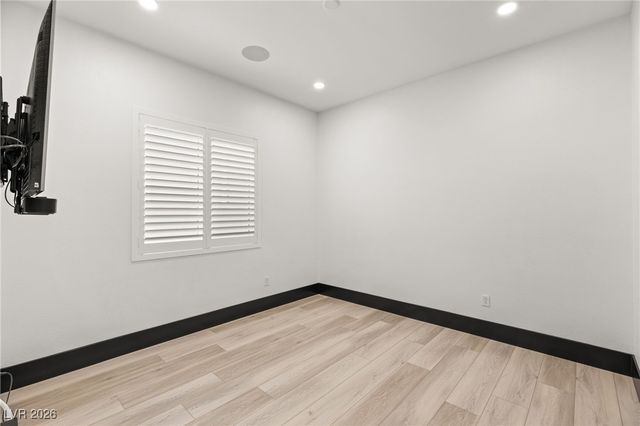 11041 Concord Valley Drive, Las Vegas, NV 89135