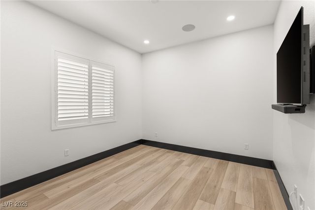 11041 Concord Valley Drive, Las Vegas, NV 89135