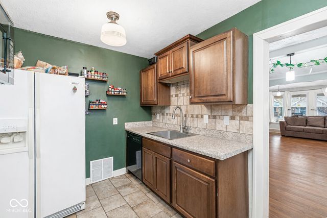 630 N Emerson Avenue, Indianapolis, IN 46219