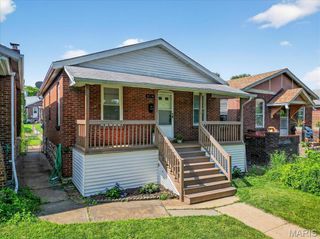 5114 Rosa Avenue, St Louis, MO 63109