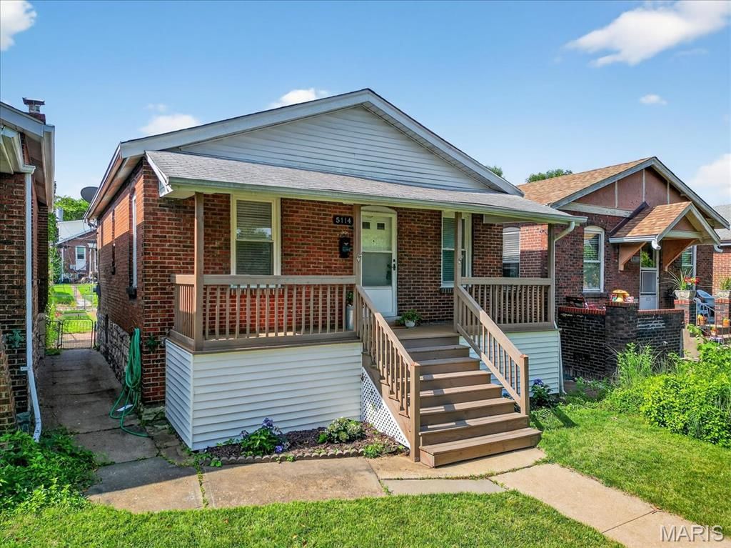 5114 Rosa Avenue, St Louis, MO 63109