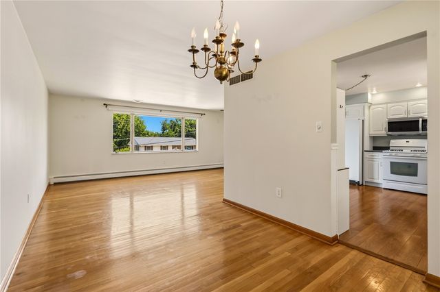 198 Longvue Dr, Ross Twp, PA 15237