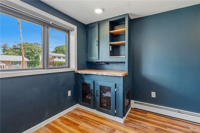198 Longvue Dr, Ross Twp, PA 15237