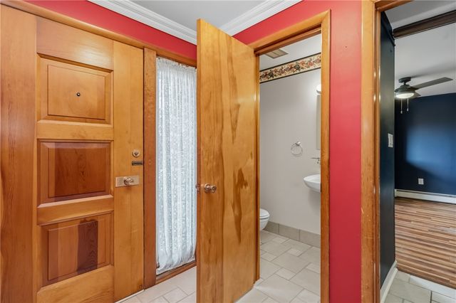 198 Longvue Dr, Ross Twp, PA 15237