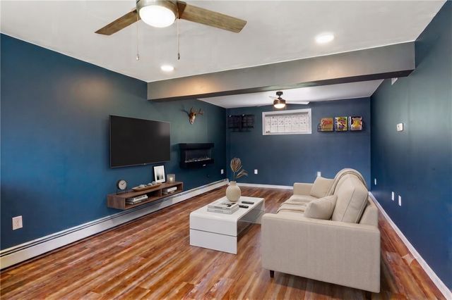198 Longvue Dr, Ross Twp, PA 15237