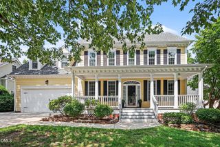 102 Maple Crest Court, Apex, NC 27502