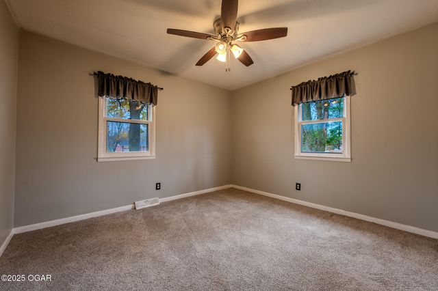 1617 Joplin Street, Sarcoxie, MO 64862