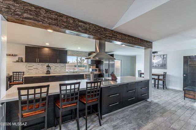 7356 N Casablanca Drive, Tucson, AZ 85704