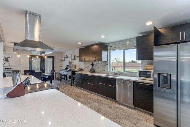 7356 N Casablanca Drive, Tucson, AZ 85704