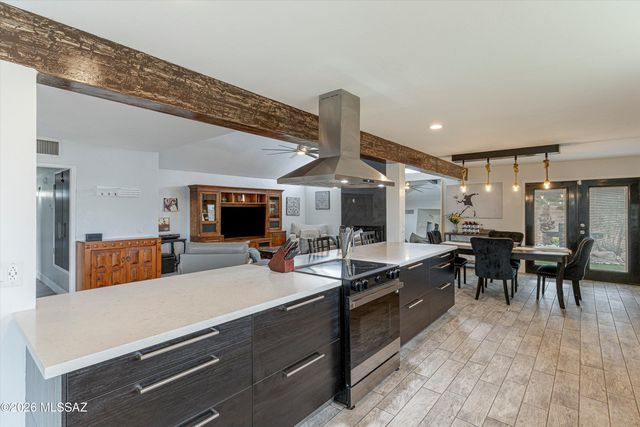 7356 N Casablanca Drive, Tucson, AZ 85704