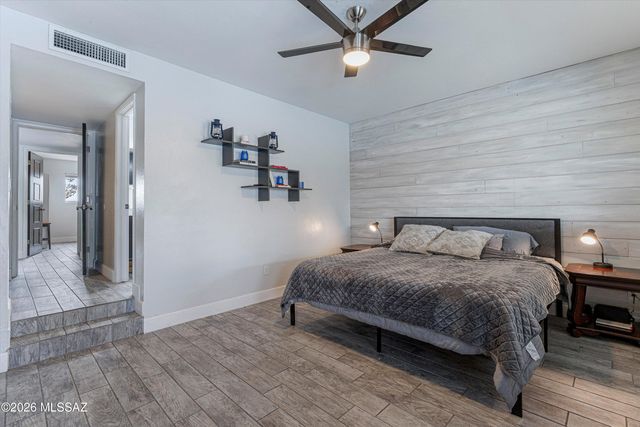 7356 N Casablanca Drive, Tucson, AZ 85704