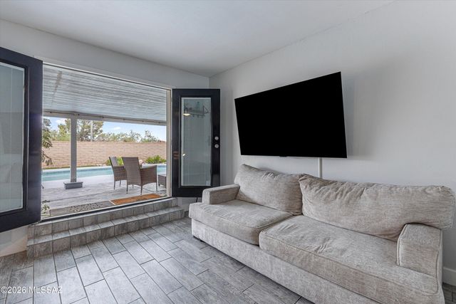 7356 N Casablanca Drive, Tucson, AZ 85704
