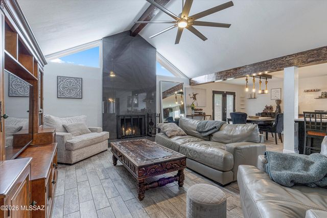 7356 N Casablanca Drive, Tucson, AZ 85704