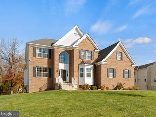 316 CRESCENT DR, Bordentown, NJ 08505