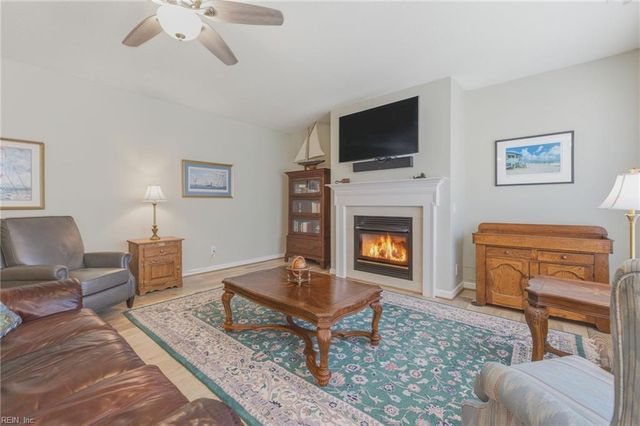 1115 Chancellor Walk CT, Virginia Beach, VA 23454