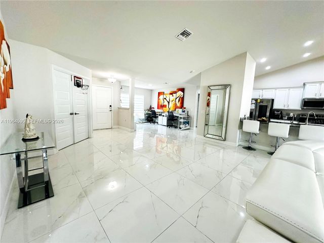 1137 NE 4TH PLACE, Cape Coral, FL 33909