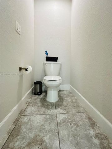 1137 NE 4TH PLACE, Cape Coral, FL 33909