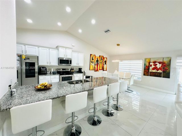 1137 NE 4TH PLACE, Cape Coral, FL 33909