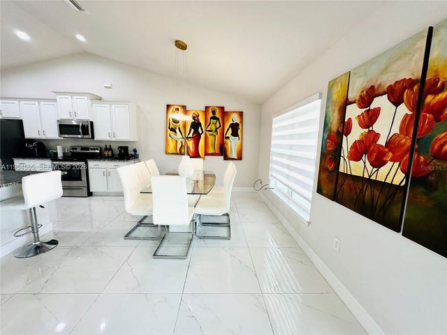 1137 NE 4TH PLACE, Cape Coral, FL 33909