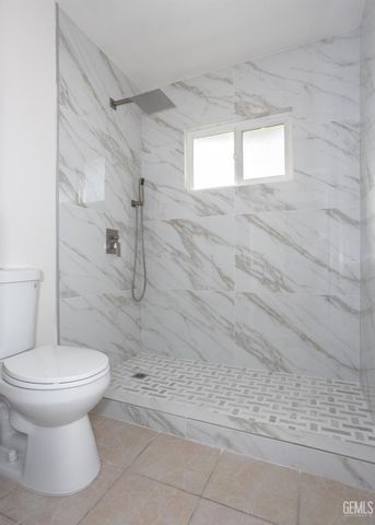 3600 Ora Vista Avenue, Bakersfield, CA 93309