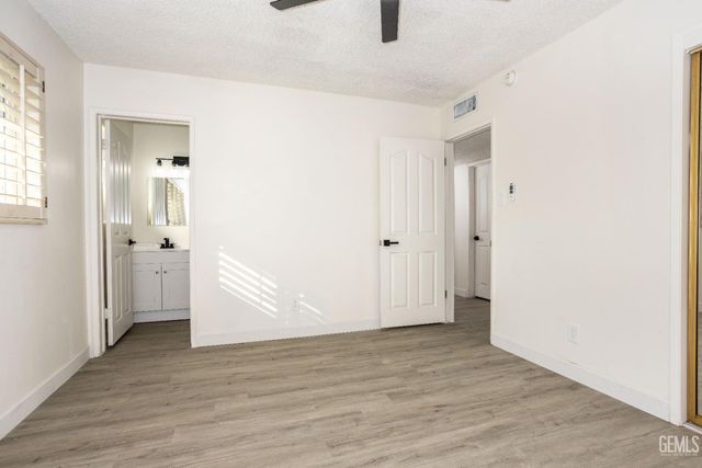 3600 Ora Vista Avenue, Bakersfield, CA 93309