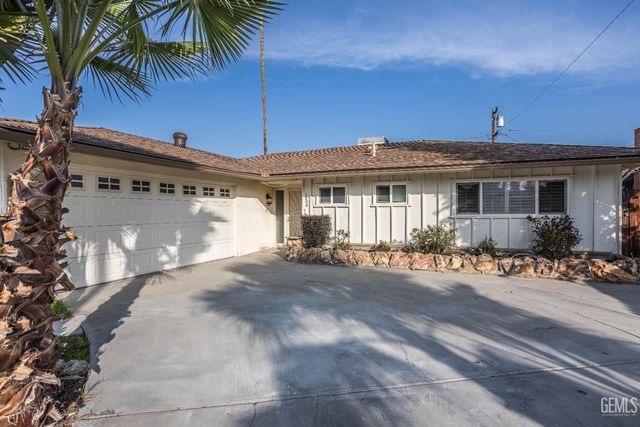 3600 Ora Vista Avenue, Bakersfield, CA 93309