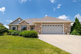 449 Tahoe LANE, Hartford, WI 53027