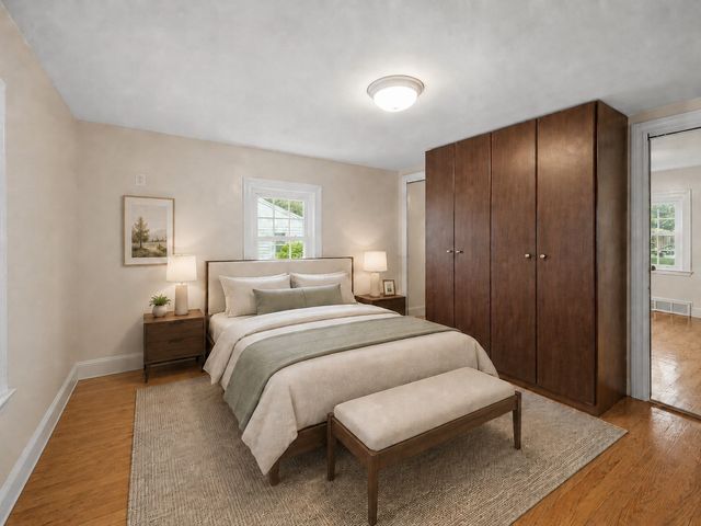25 Moynihan, Hamilton, MA 01982