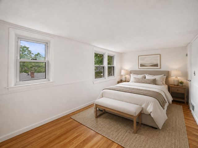 25 Moynihan, Hamilton, MA 01982