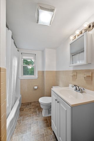 25 Moynihan, Hamilton, MA 01982