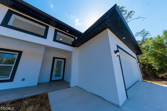 1908 Edward AVE, Lehigh Acres, FL 33972