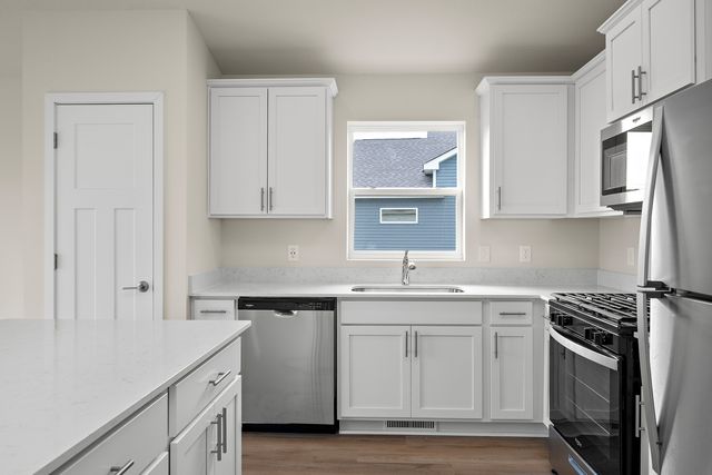 7698 Birch Street, Clear Lake, MN 55319
