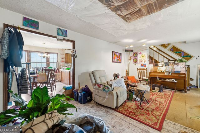 302 Hickory Lane, Canton, GA 30115