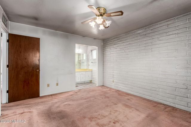 1952 W Brichta Drive, Tucson, AZ 85745