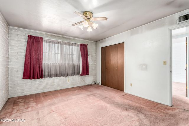 1952 W Brichta Drive, Tucson, AZ 85745